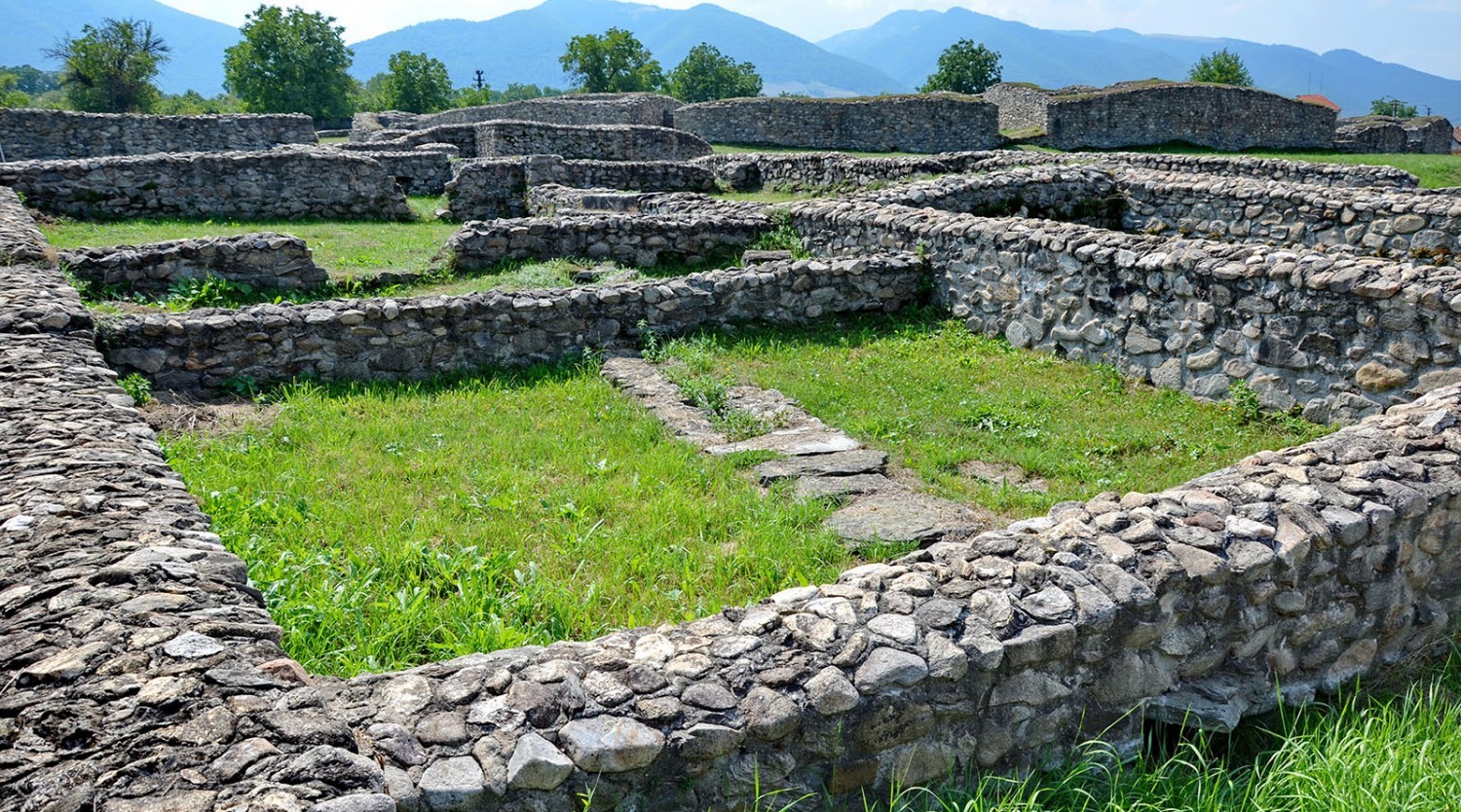 Muzeul si Situl Arheologic Ulpia Traiana Sarmizegetusa