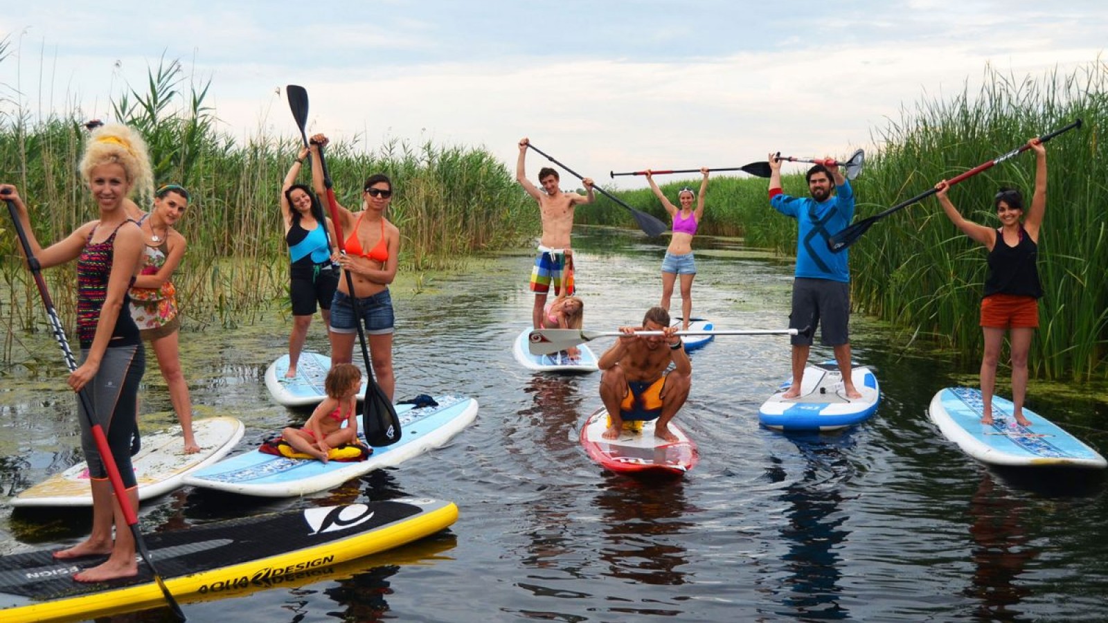 Explorează natura practicând Stand Up Paddle în Comana